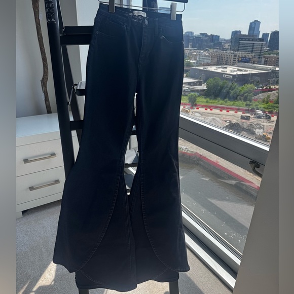 SHYANNE WOMEN'S HIGH RISE SUPER FLARE TULIP JEANS SIZE 27 - Picture 8 of 16